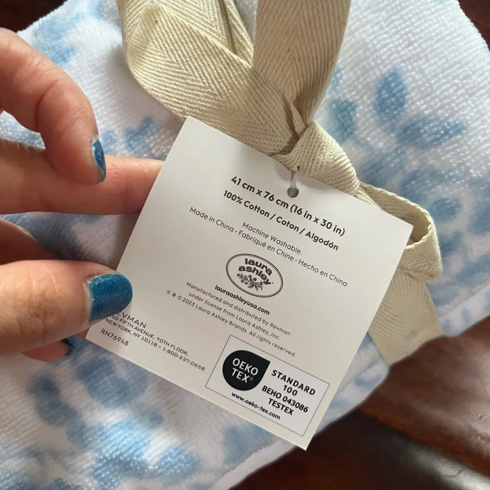 New Laura Ashley 2 Hand Towels Blue Luxury Floral Cotton Soft Velour Beautiful